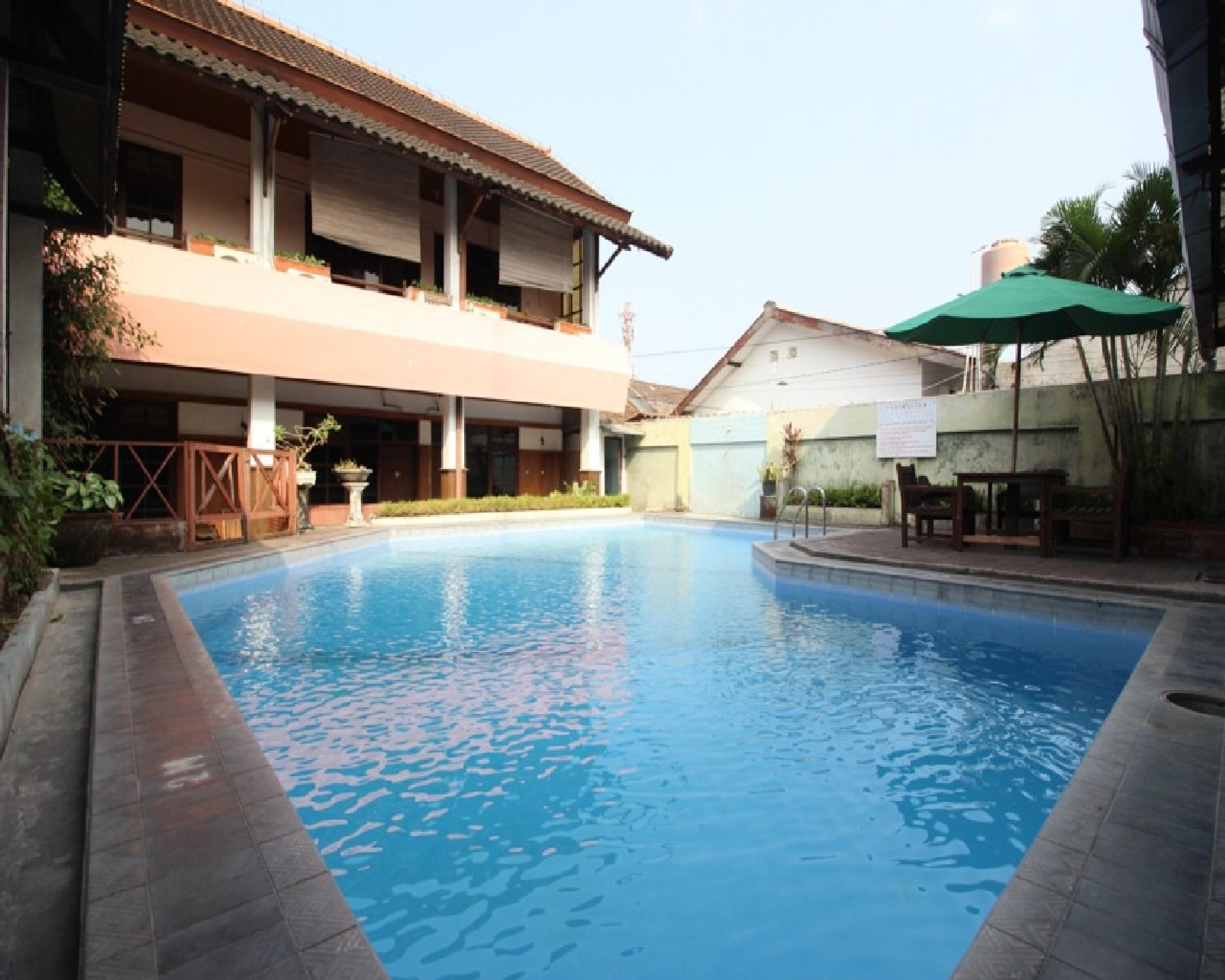 Reddoorz @ Mantrijeron 2 Otel Yogyakarta Dış mekan fotoğraf
