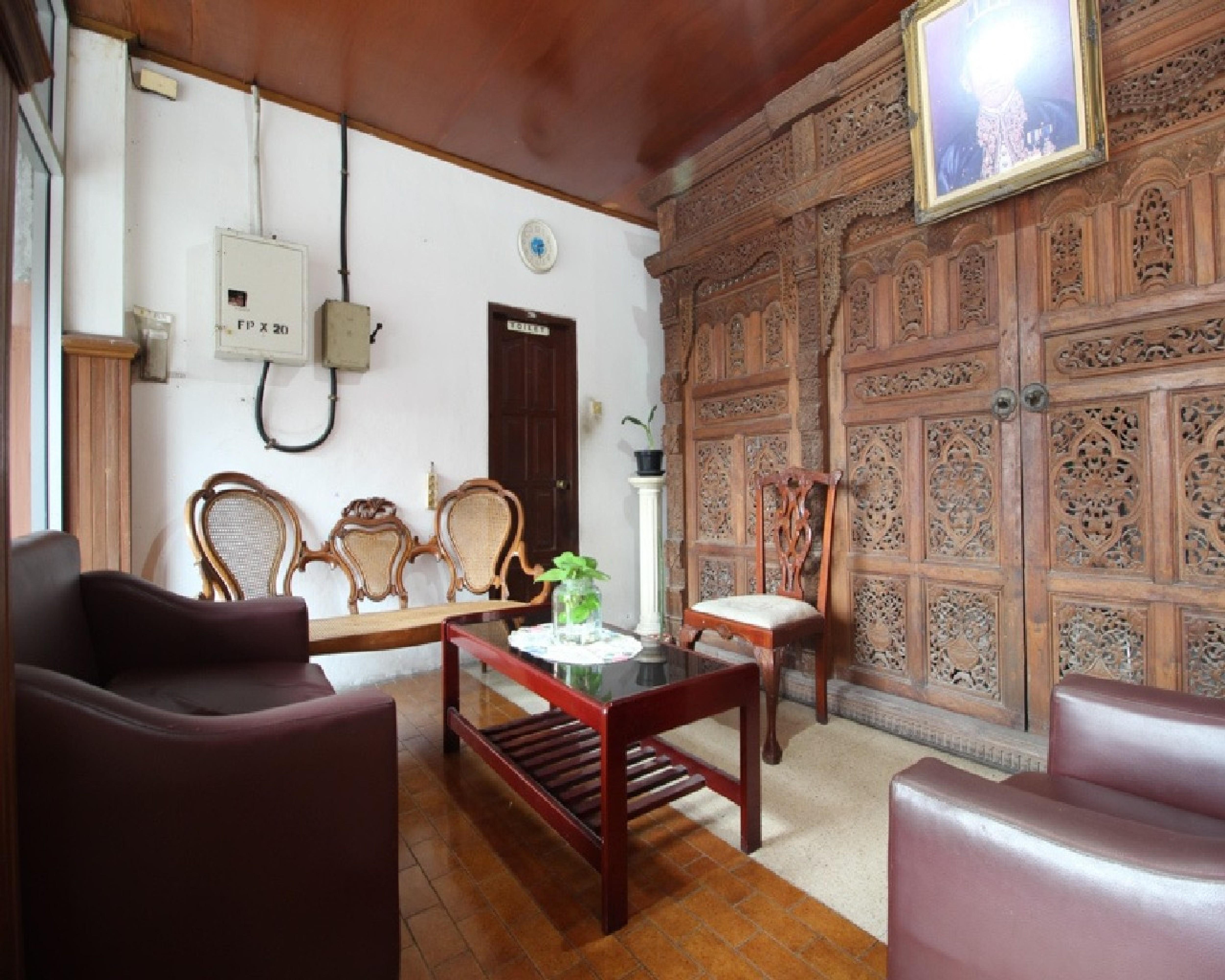 Reddoorz @ Mantrijeron 2 Otel Yogyakarta Dış mekan fotoğraf
