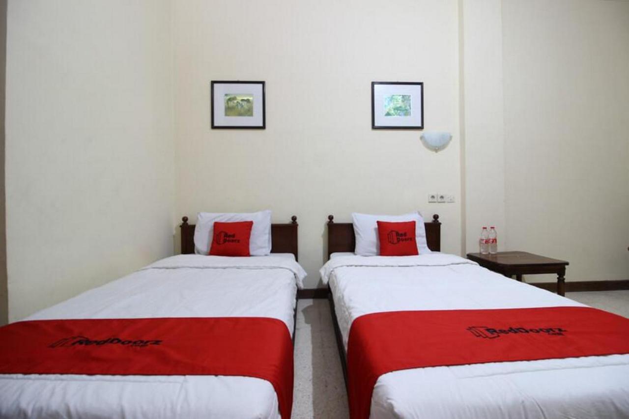 Reddoorz @ Mantrijeron 2 Otel Yogyakarta Dış mekan fotoğraf