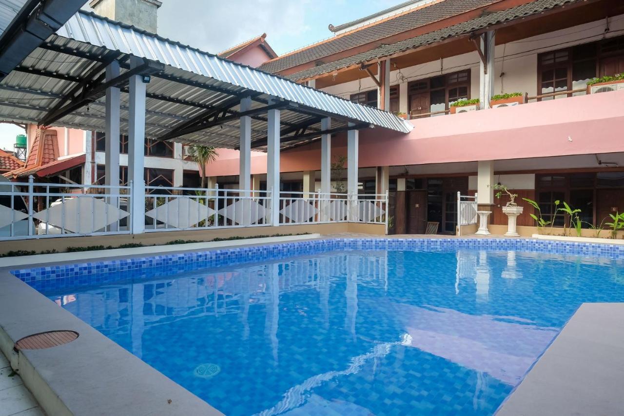 Reddoorz @ Mantrijeron 2 Otel Yogyakarta Dış mekan fotoğraf