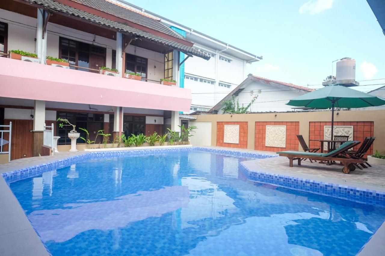 Reddoorz @ Mantrijeron 2 Otel Yogyakarta Dış mekan fotoğraf