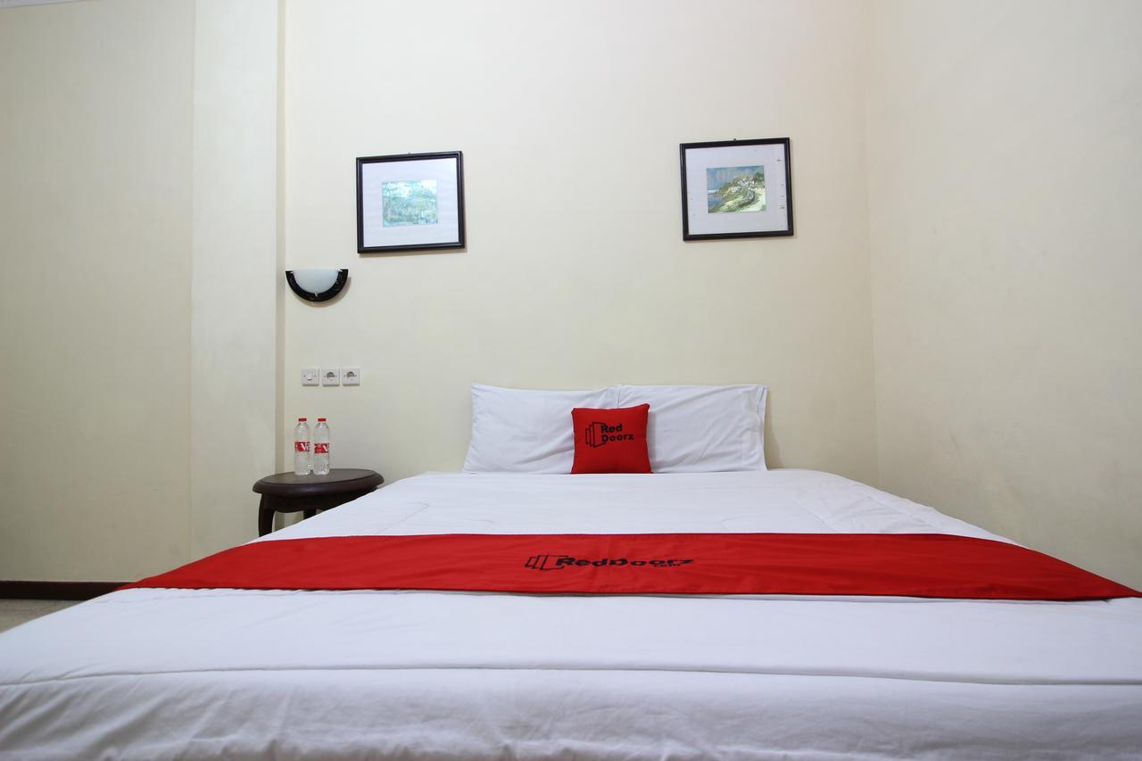 Reddoorz @ Mantrijeron 2 Otel Yogyakarta Dış mekan fotoğraf